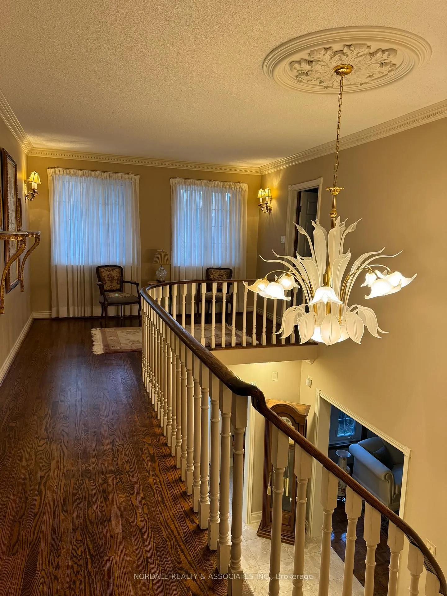 Photo 13 of 29 Whiffletree Court, Vaughan, East Woodbridge — HOMEH