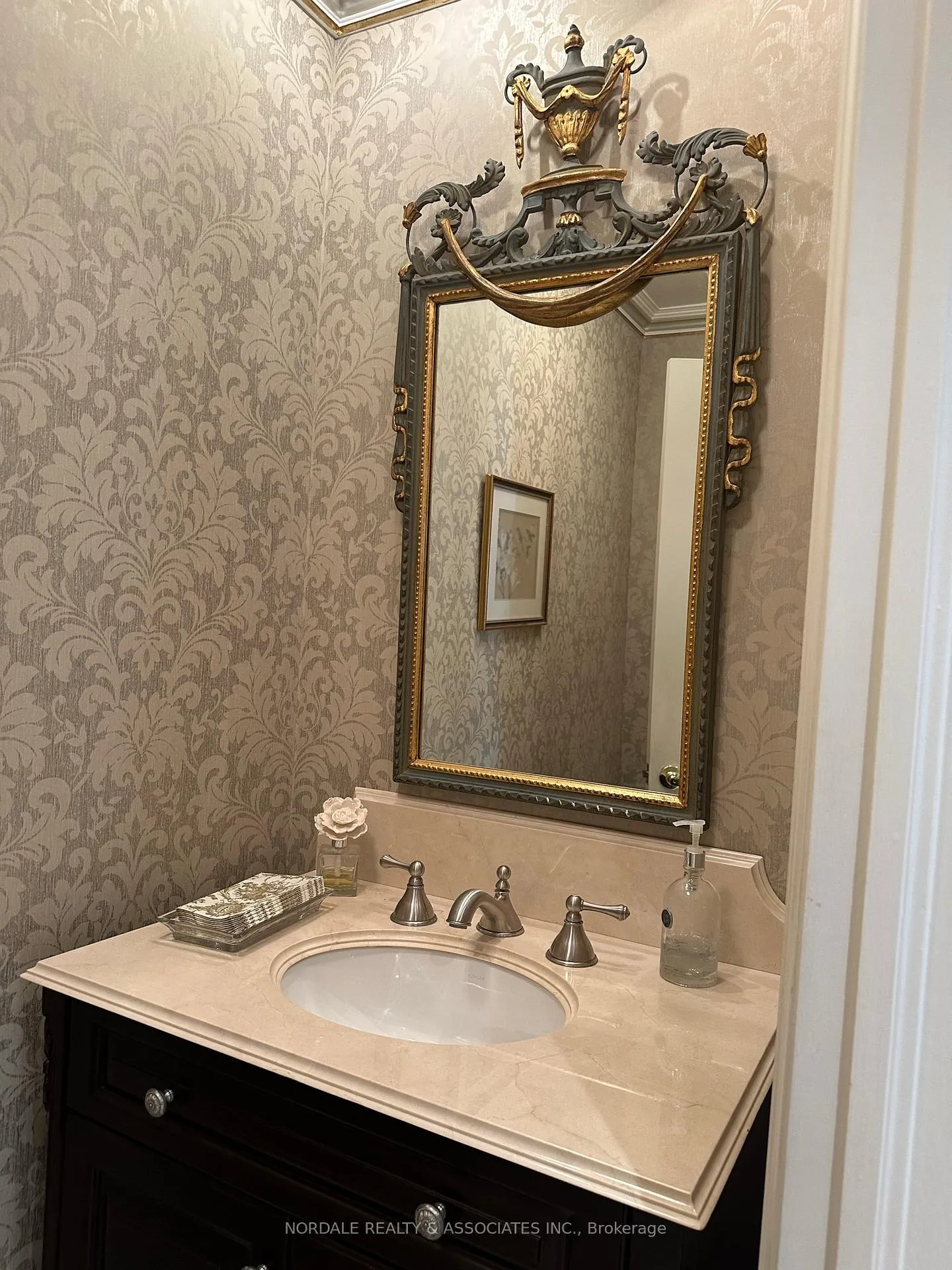 Photo 21 of 29 Whiffletree Court, Vaughan, East Woodbridge — HOMEH