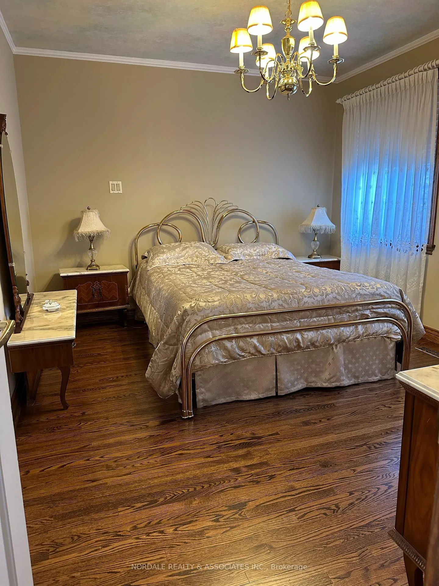 Photo 23 of 29 Whiffletree Court, Vaughan, East Woodbridge — HOMEH
