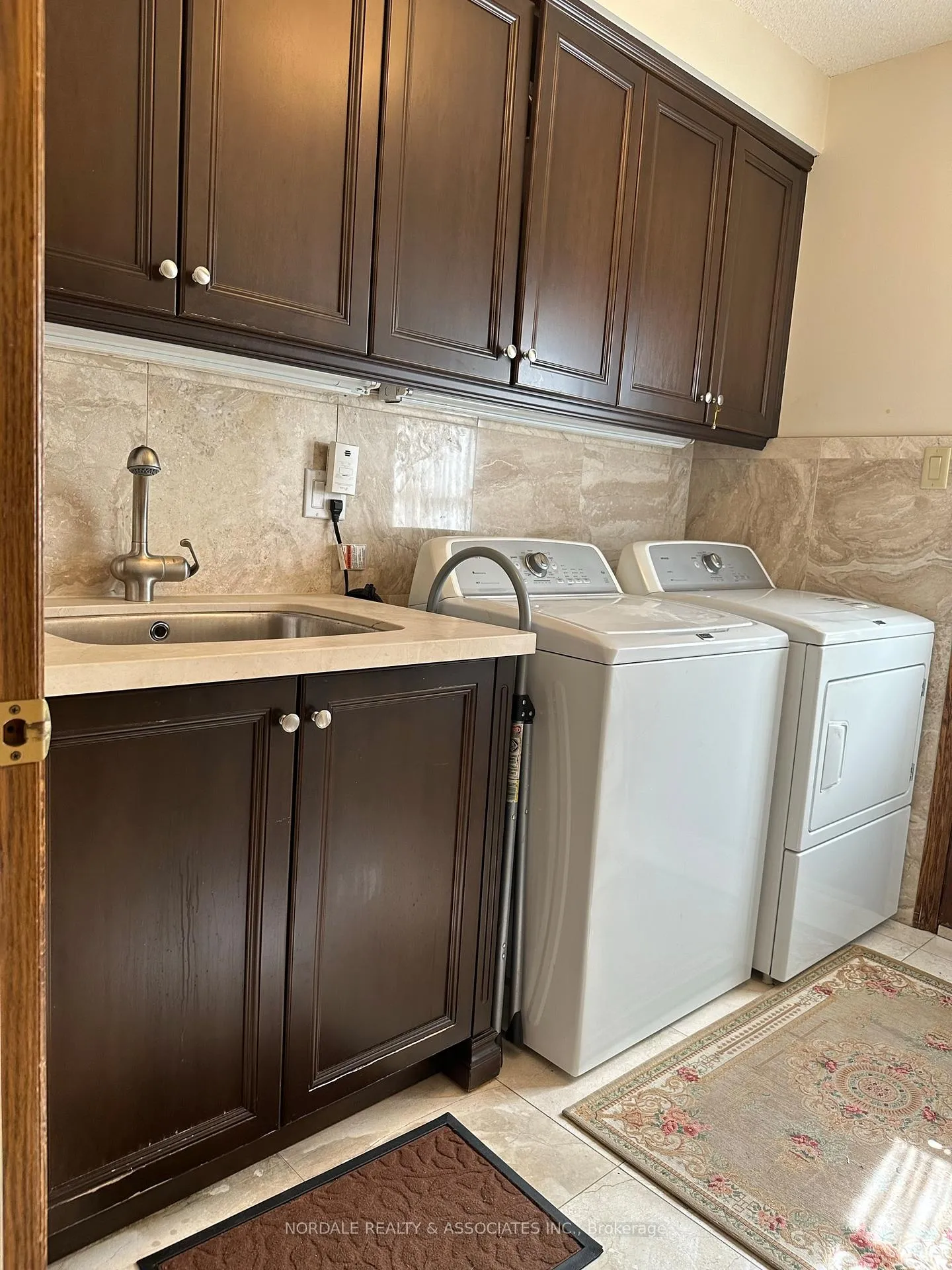 Photo 28 of 29 Whiffletree Court, Vaughan, East Woodbridge — HOMEH