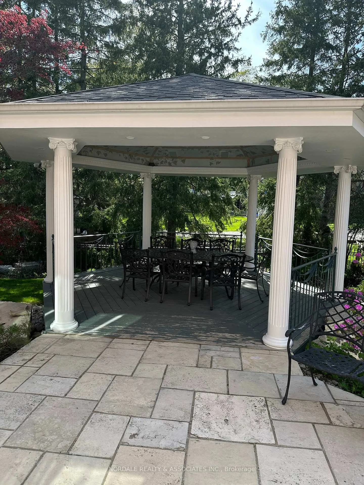 Photo 34 of 29 Whiffletree Court, Vaughan, East Woodbridge — HOMEH