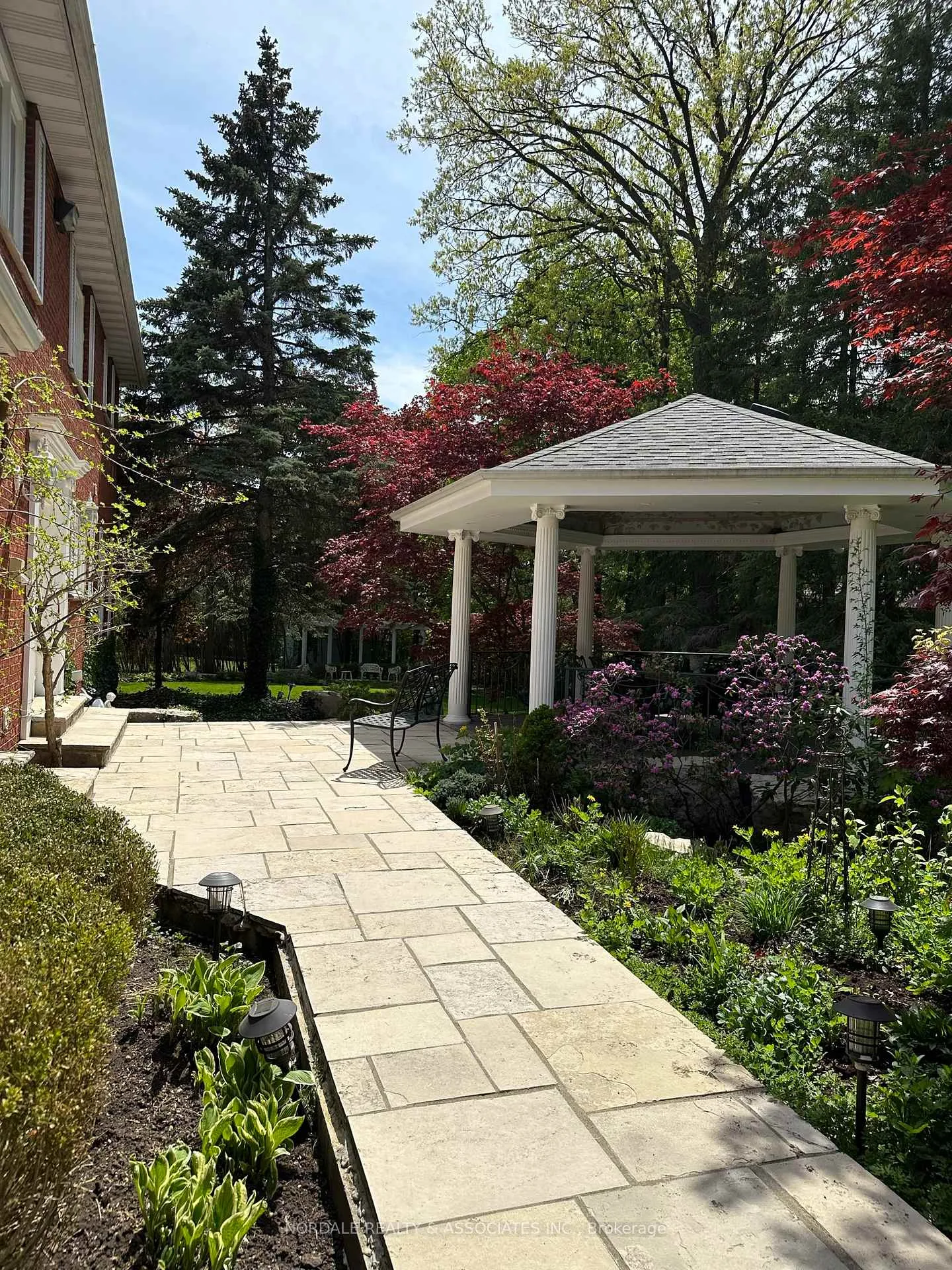 Photo 35 of 29 Whiffletree Court, Vaughan, East Woodbridge — HOMEH