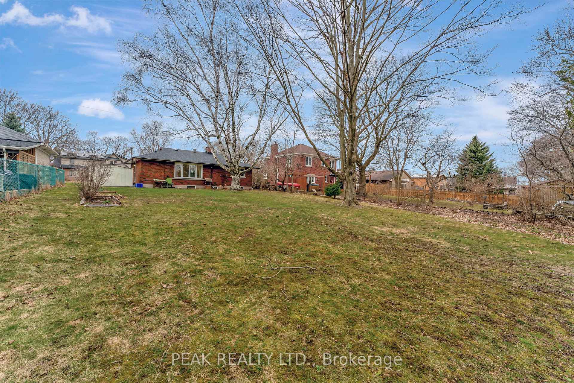 Photo 20 of 9 Hiram Road, Brant, Paris — HOMEH