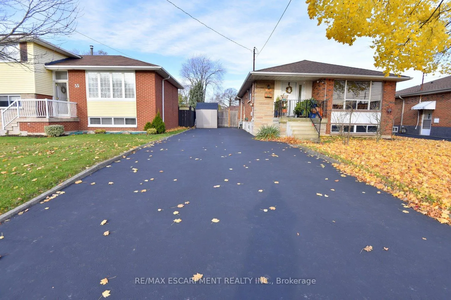 Photo 3 of 57 Cameo Avenue, Hamilton, Macassa — HOMEH