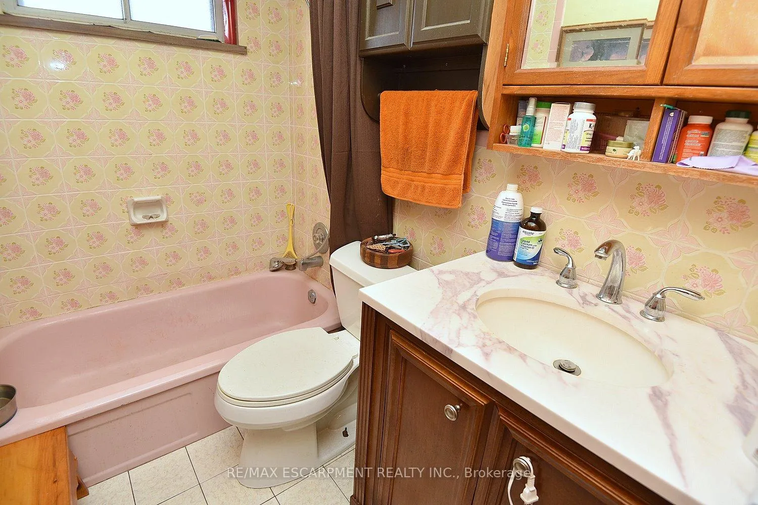 Photo 11 of 57 Cameo Avenue, Hamilton, Macassa — HOMEH