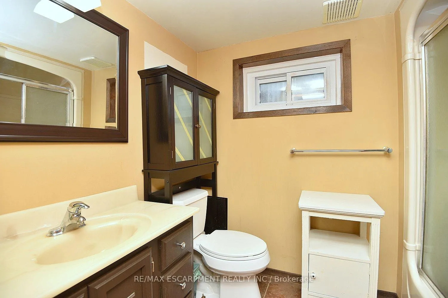 Photo 14 of 57 Cameo Avenue, Hamilton, Macassa — HOMEH