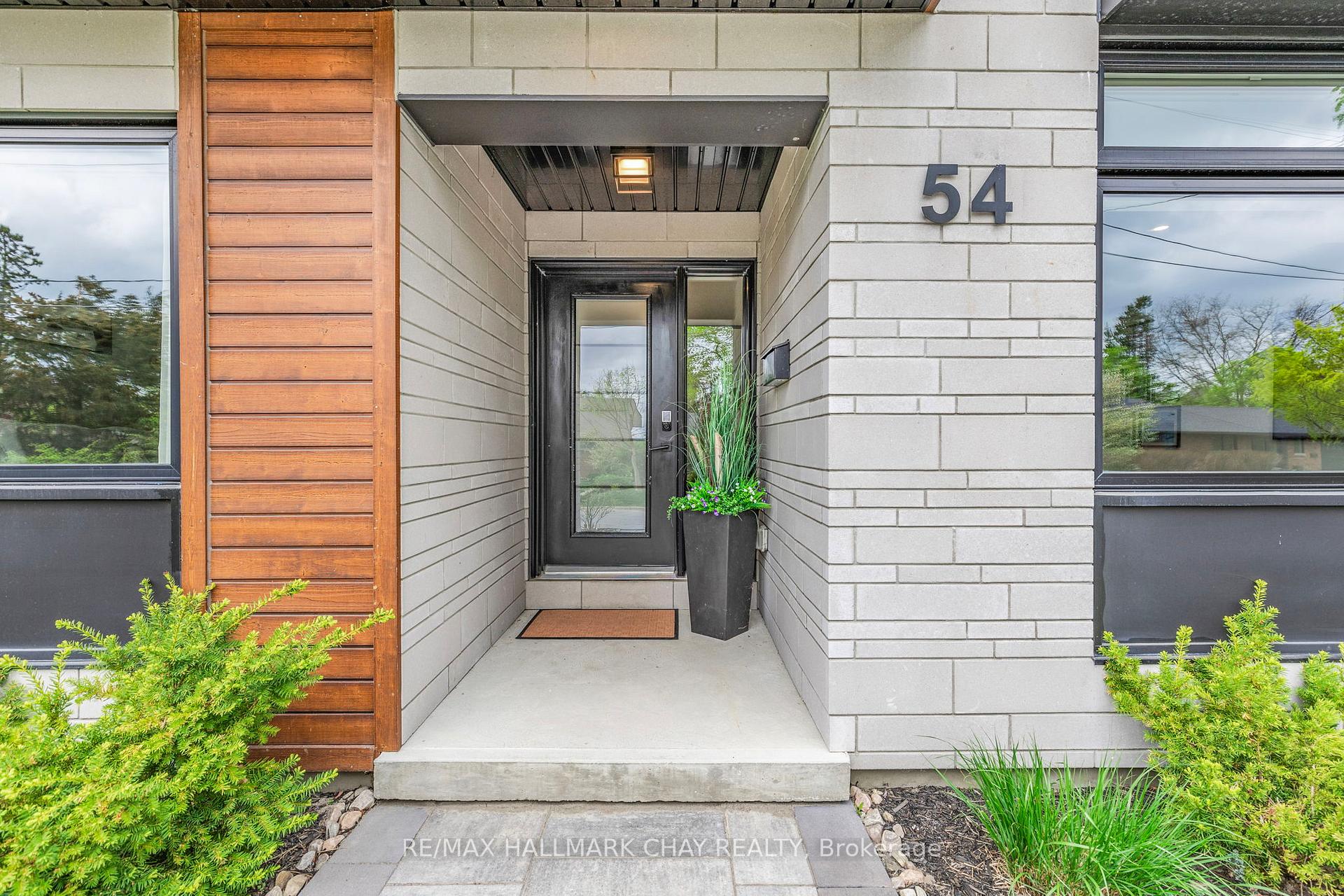 Photo 4 of 54 Highland Avenue, Barrie, Codrington — HOMEH