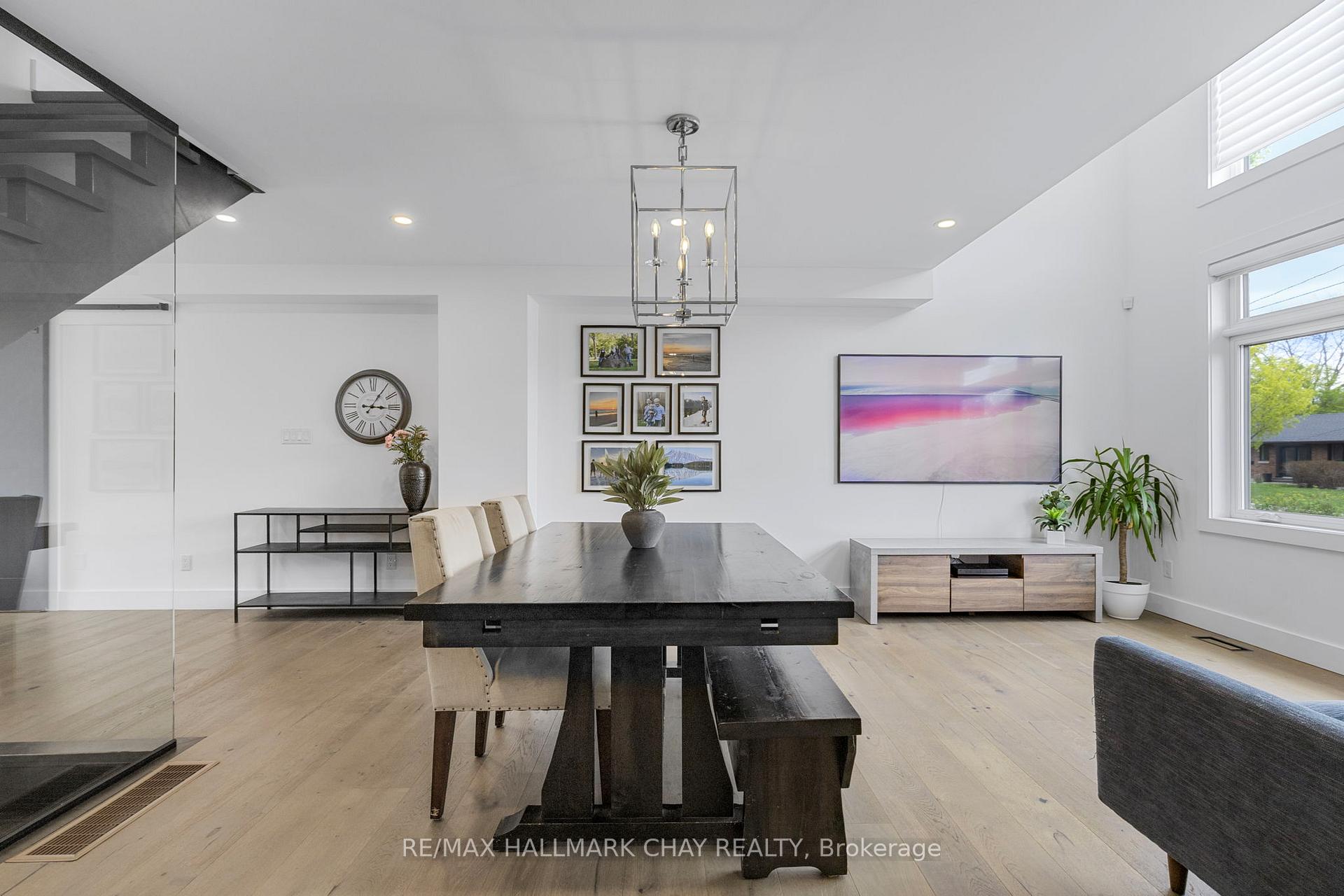 Photo 7 of 54 Highland Avenue, Barrie, Codrington — HOMEH