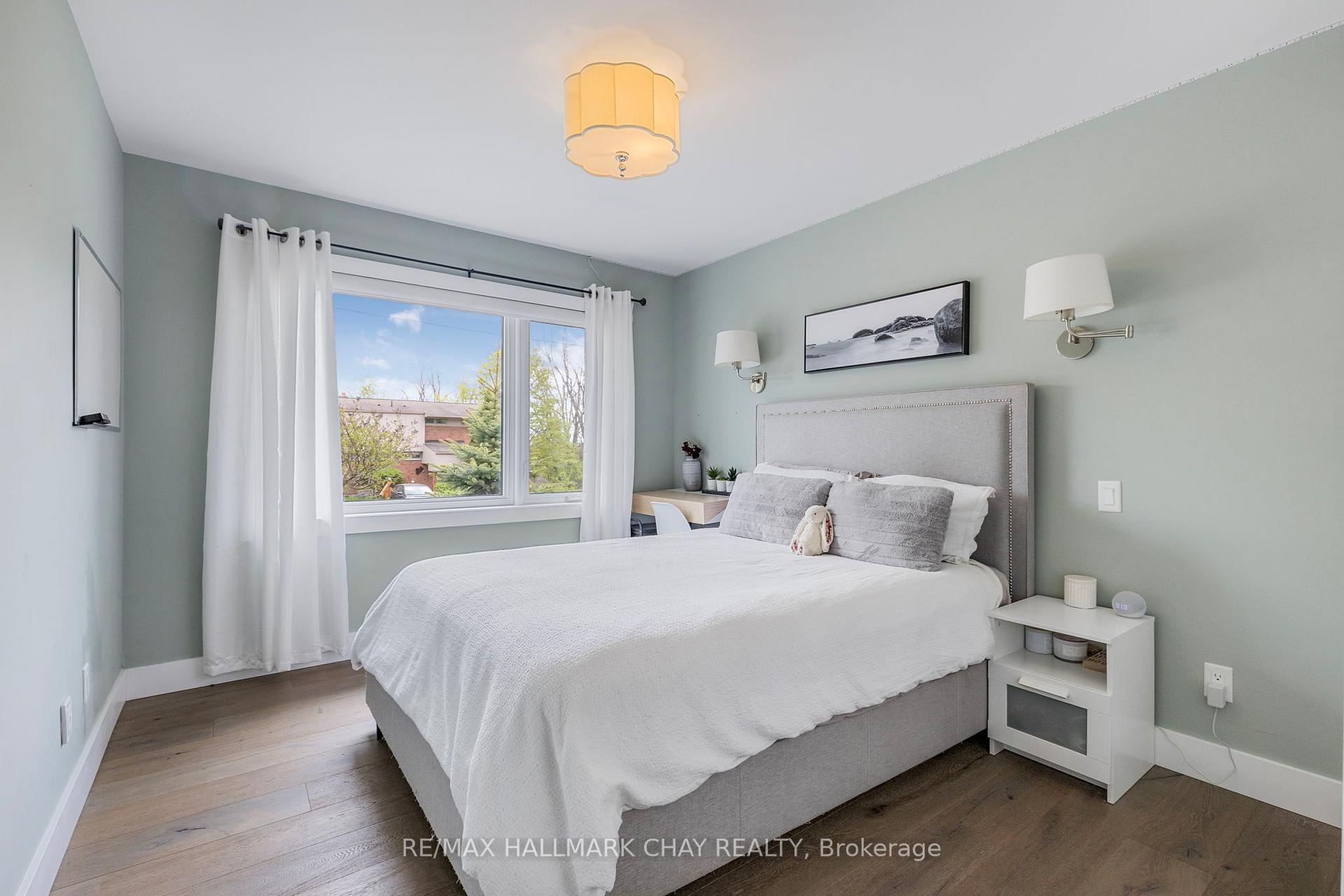 Photo 18 of 54 Highland Avenue, Barrie, Codrington — HOMEH