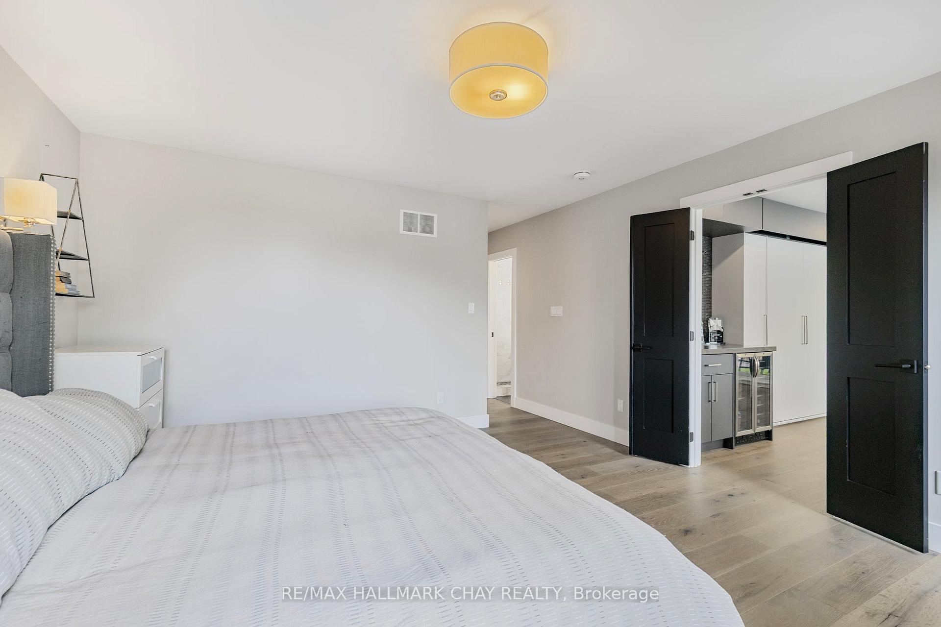 Photo 28 of 54 Highland Avenue, Barrie, Codrington — HOMEH