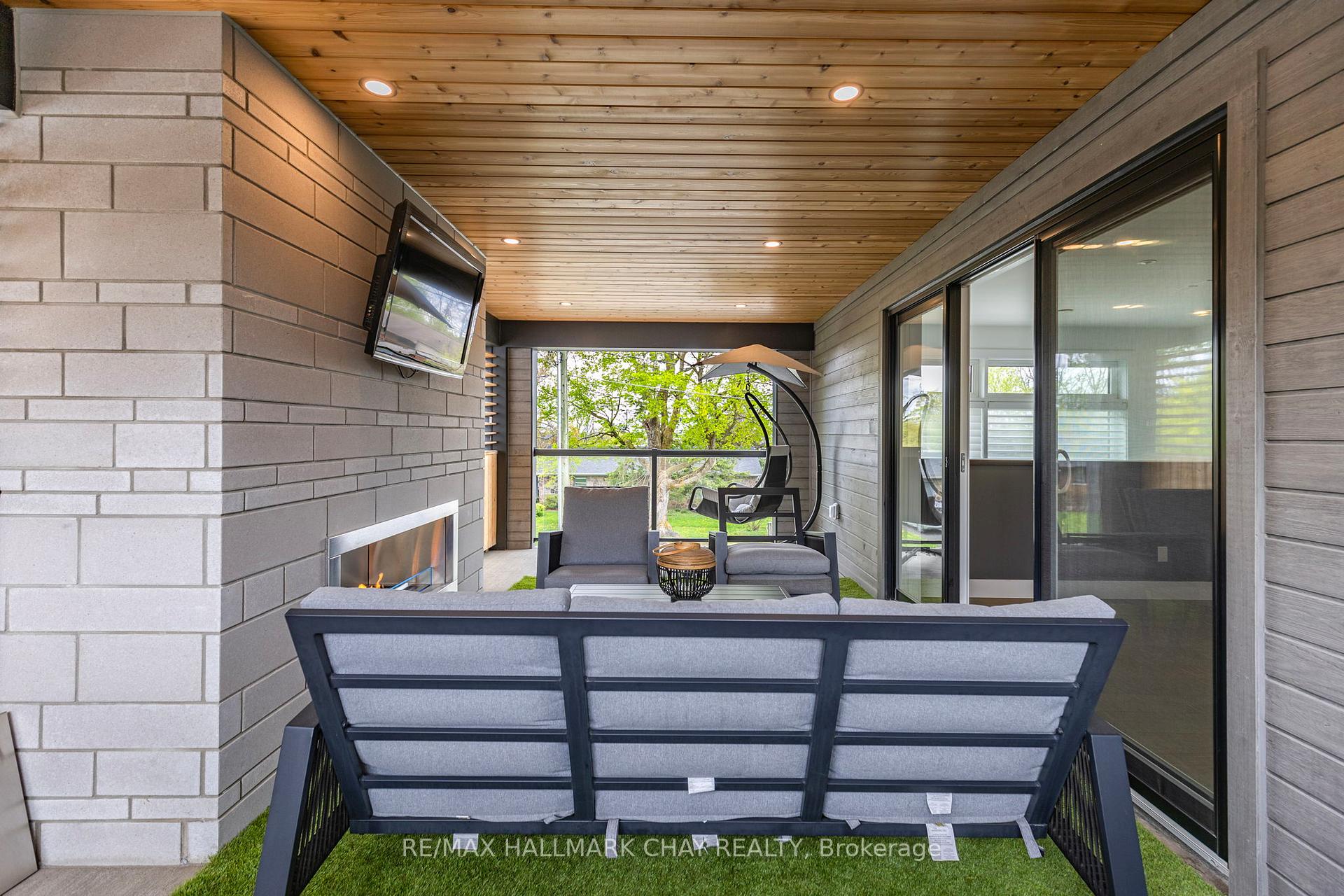 Photo 34 of 54 Highland Avenue, Barrie, Codrington — HOMEH