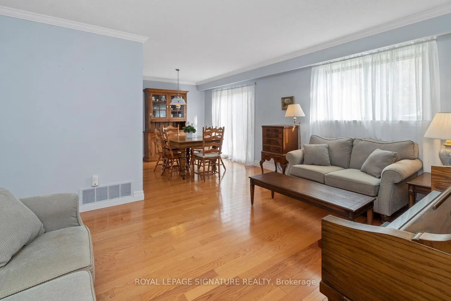 Photo 9 of 581 Stonebridge Lane N, Pickering, West Shore — HOMEH