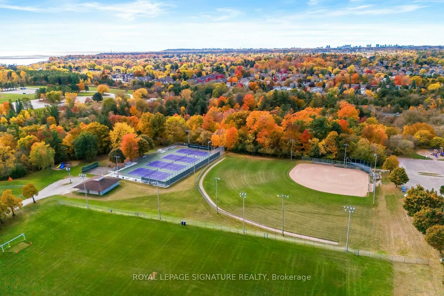 Photo 27 of 581 Stonebridge Lane N, Pickering, West Shore — HOMEH
