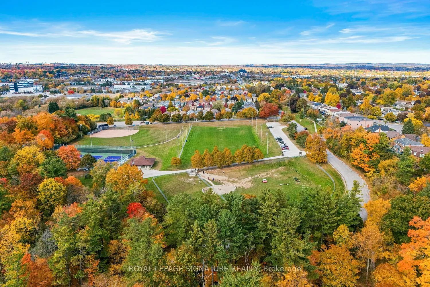 Photo 31 of 581 Stonebridge Lane N, Pickering, West Shore — HOMEH