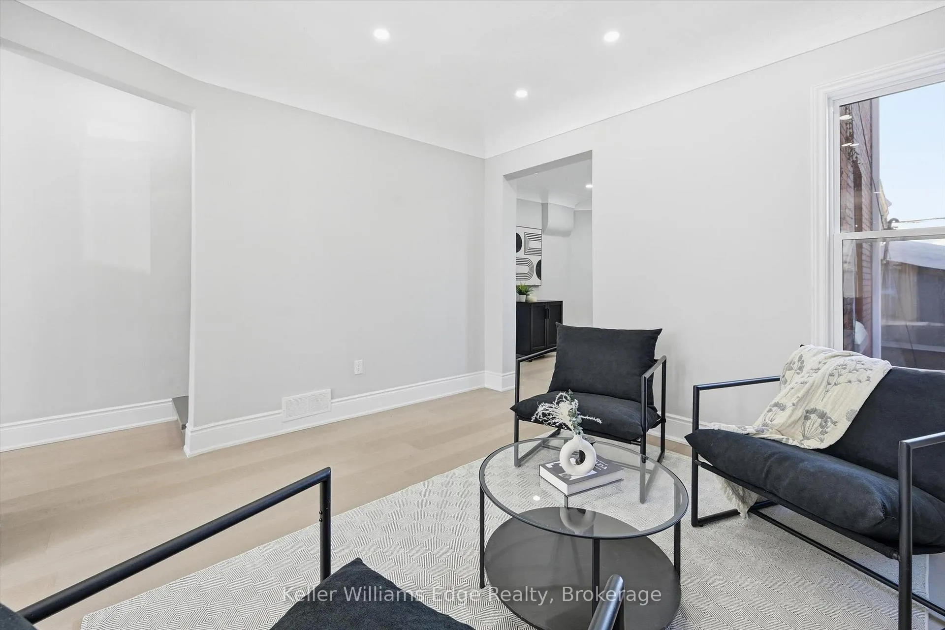 Photo 9 of 65 Smith Avenue, Hamilton, Landsdale — HOMEH
