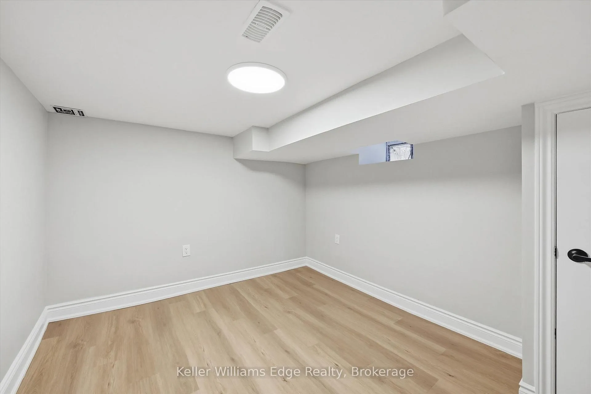 Photo 39 of 65 Smith Avenue, Hamilton, Landsdale — HOMEH