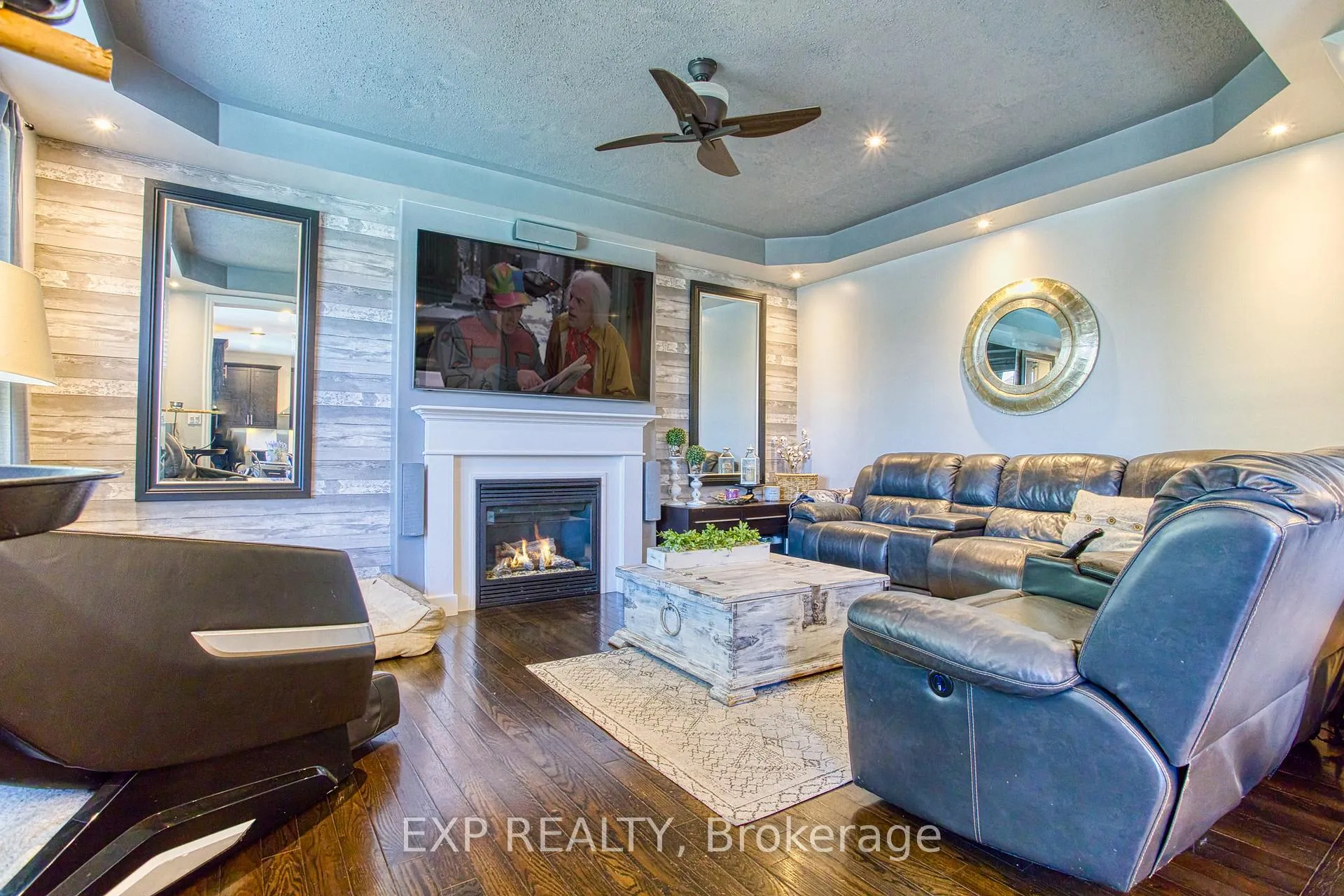 Photo 17 of 261 Montreal Circle, Hamilton, Stoney Creek — HOMEH