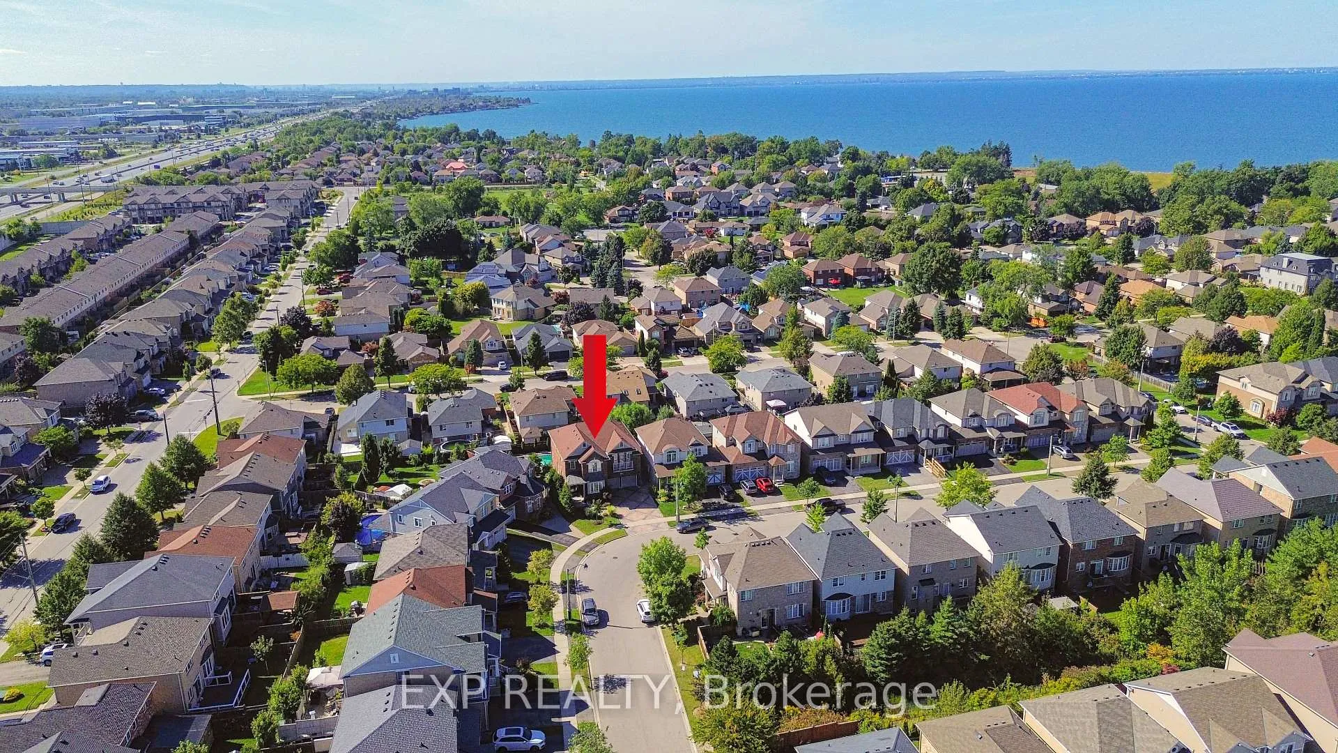 Photo 40 of 261 Montreal Circle, Hamilton, Stoney Creek — HOMEH