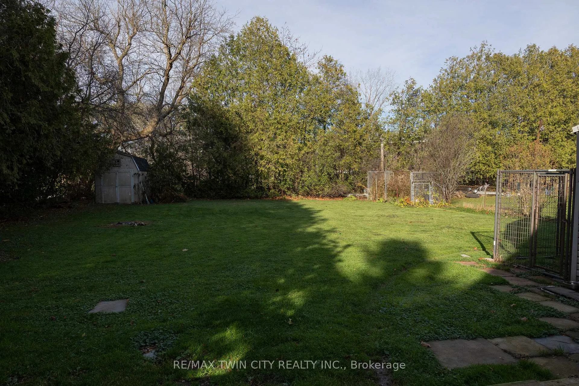 Photo 4 of 264 Oakland Road, Brant, Oakland — HOMEH