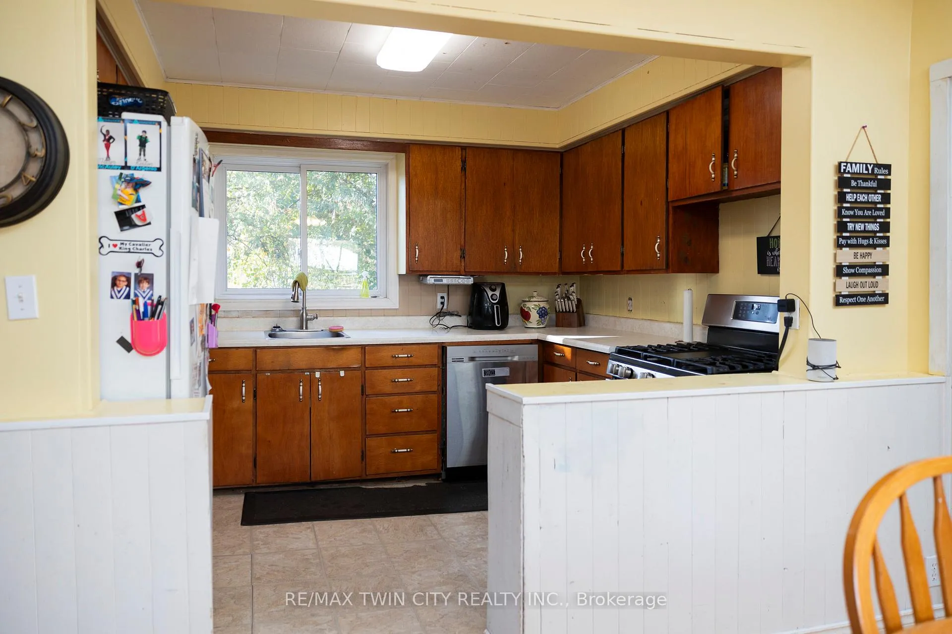 Photo 11 of 264 Oakland Road, Brant, Oakland — HOMEH