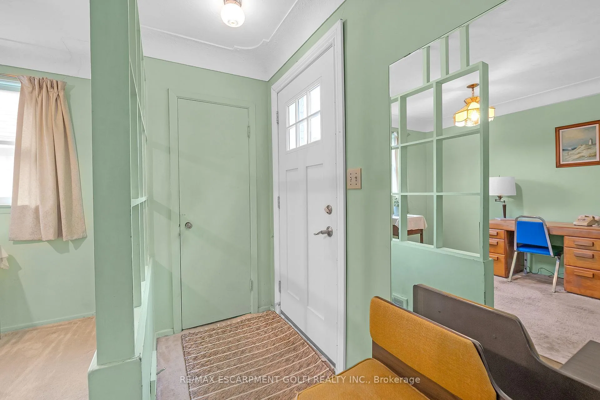 Photo 4 of 955 Lawrence Road, Hamilton, Rosedale — HOMEH