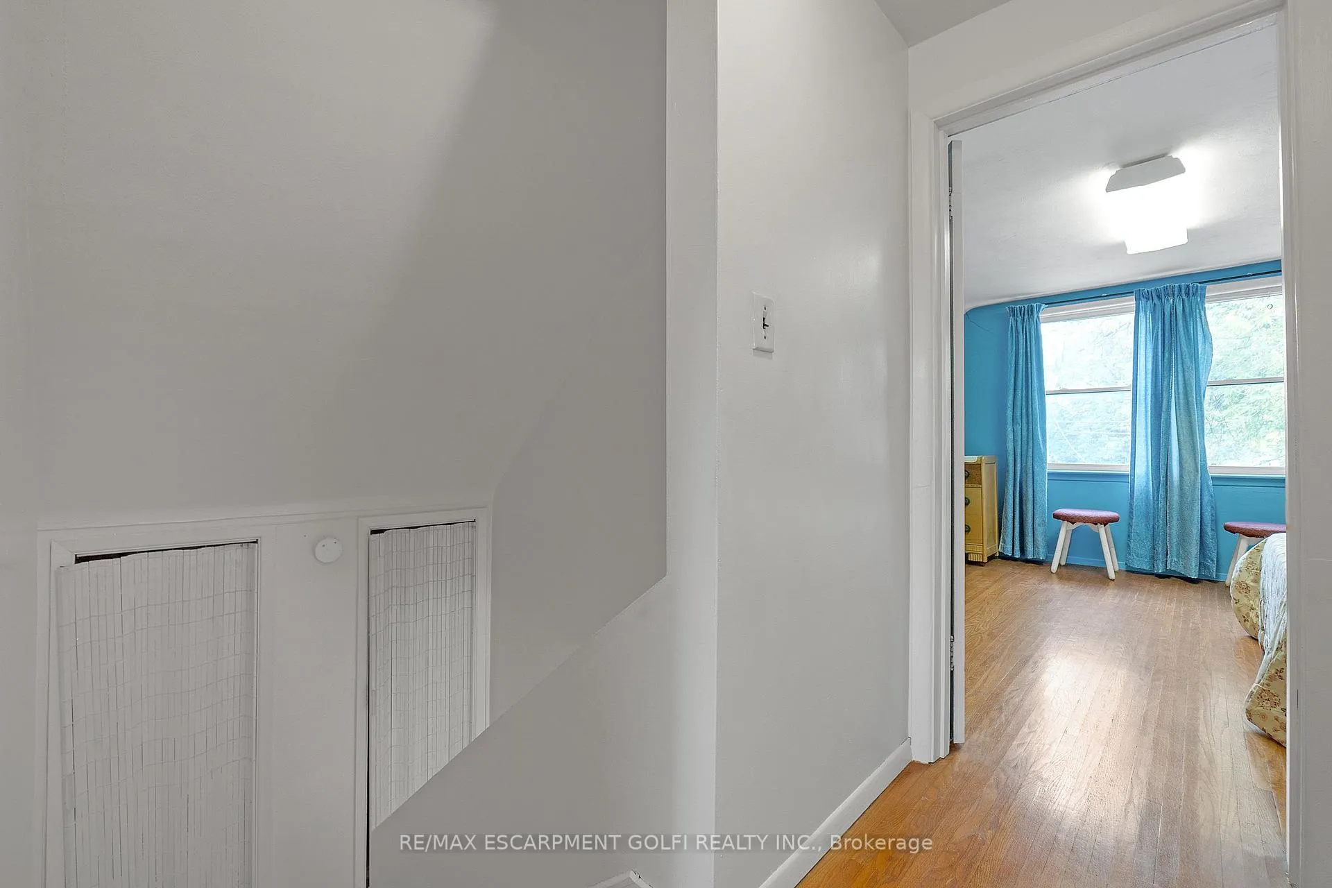 Photo 16 of 955 Lawrence Road, Hamilton, Rosedale — HOMEH