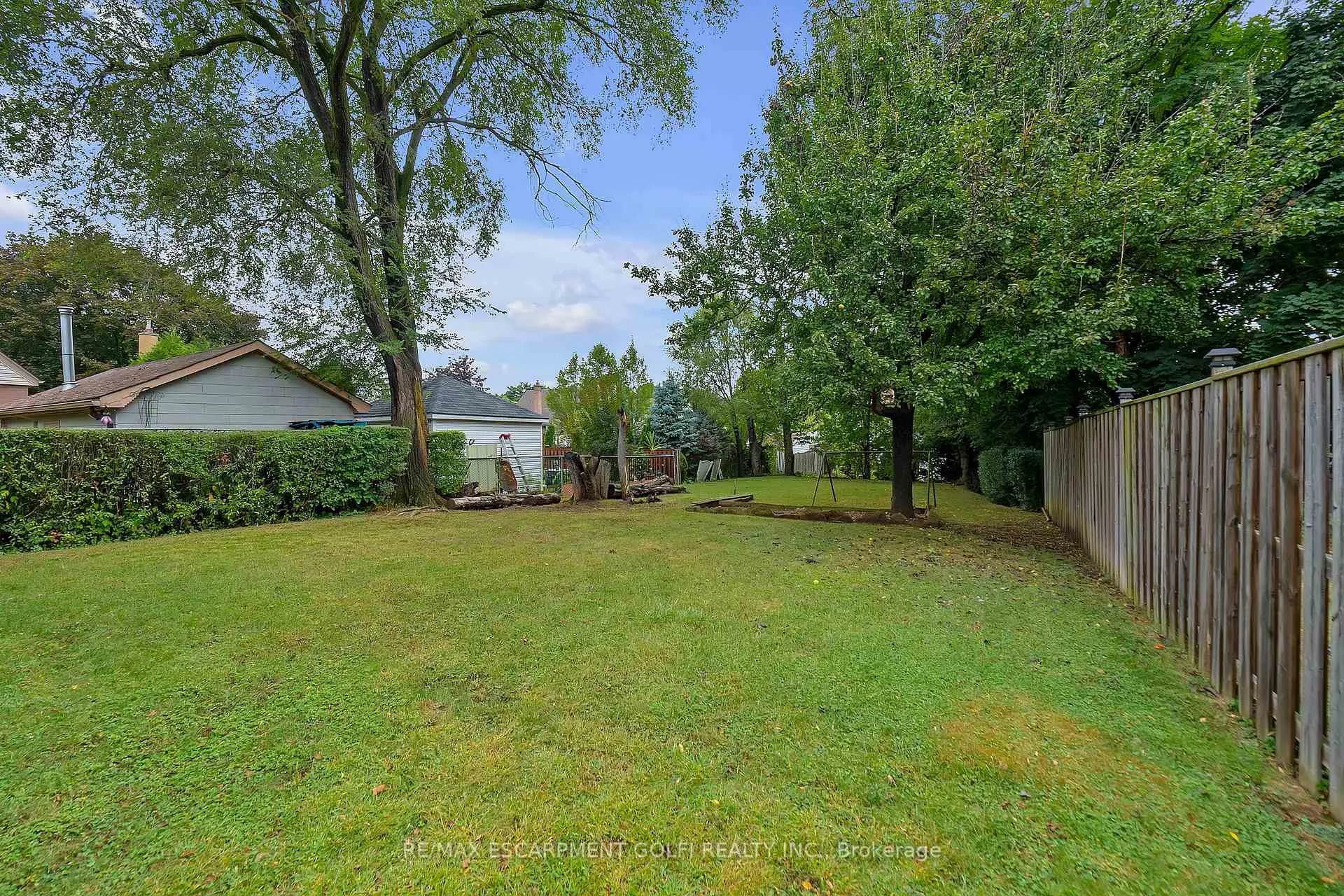 Photo 23 of 955 Lawrence Road, Hamilton, Rosedale — HOMEH