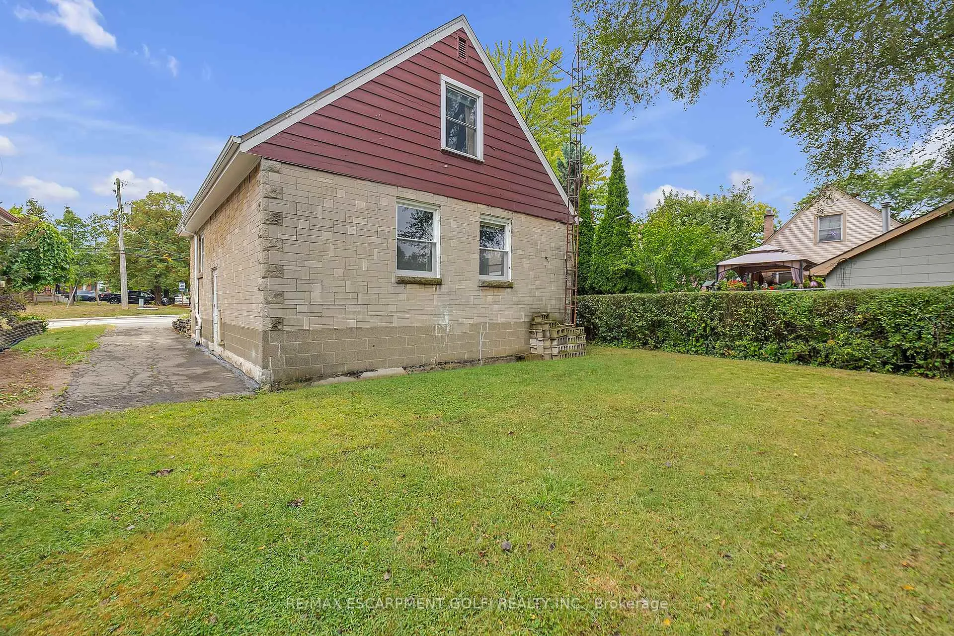 Photo 24 of 955 Lawrence Road, Hamilton, Rosedale — HOMEH