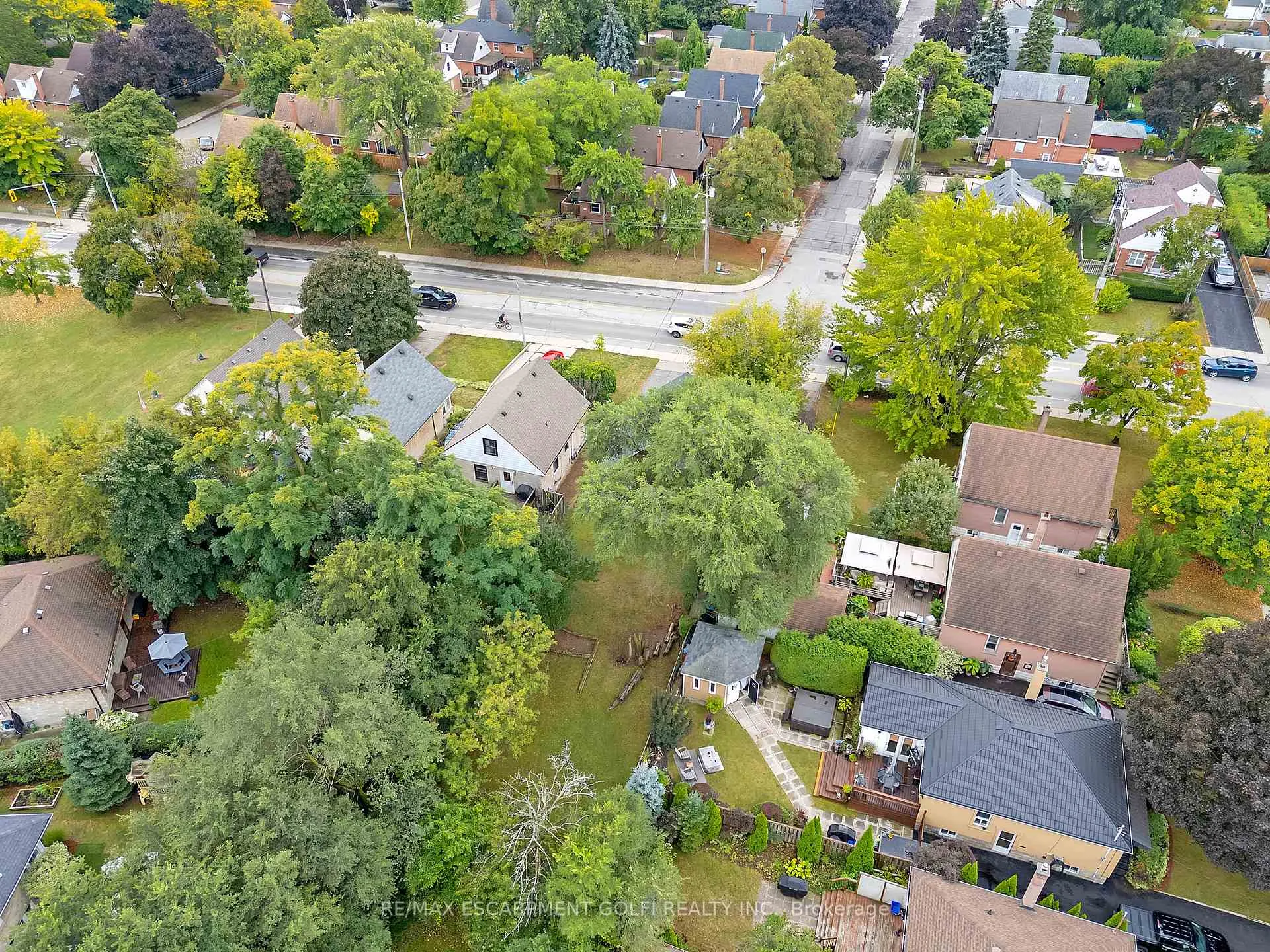 Photo 31 of 955 Lawrence Road, Hamilton, Rosedale — HOMEH