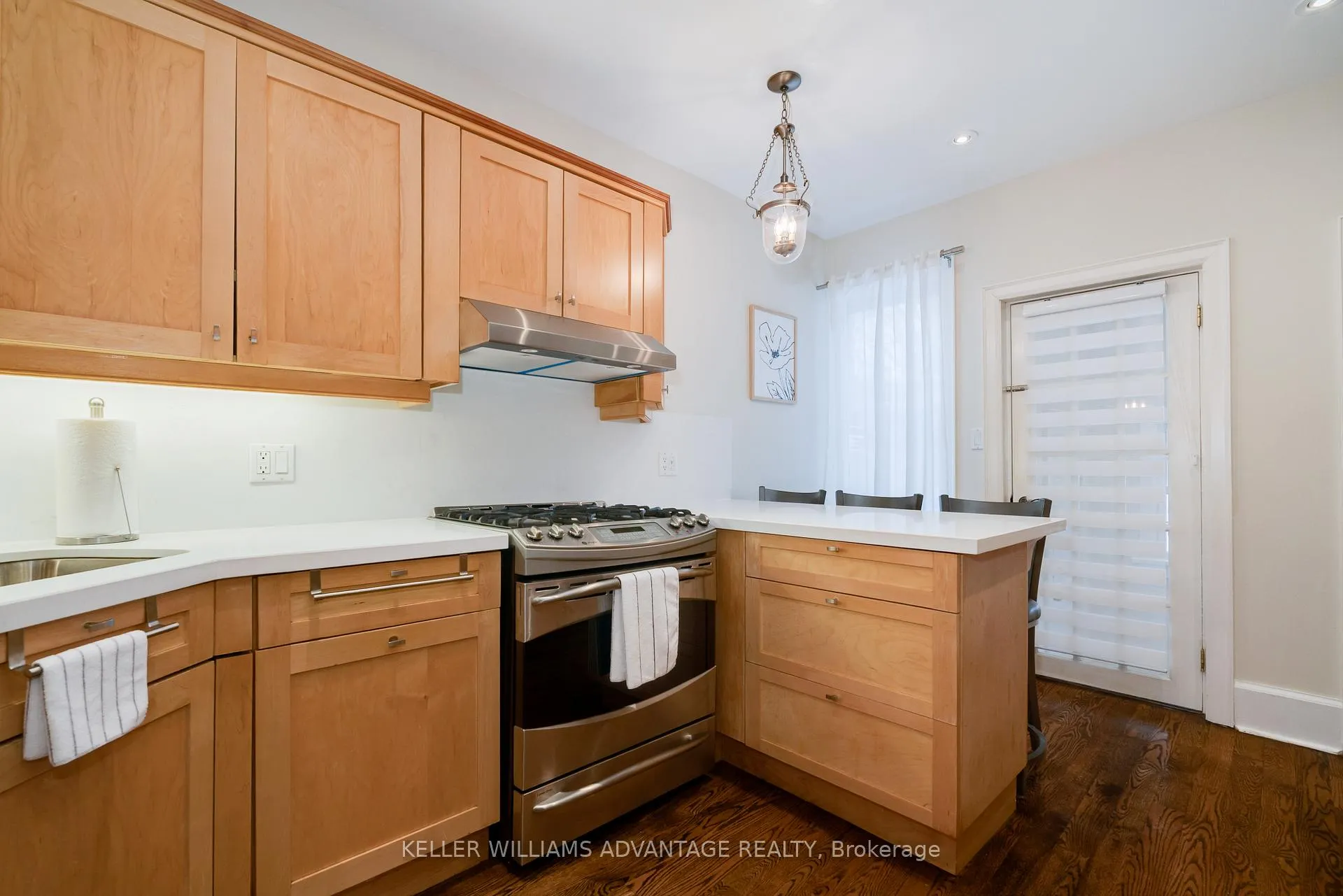Photo 17 of 76 Sparkhall Avenue, Toronto, North Riverdale — HOMEH