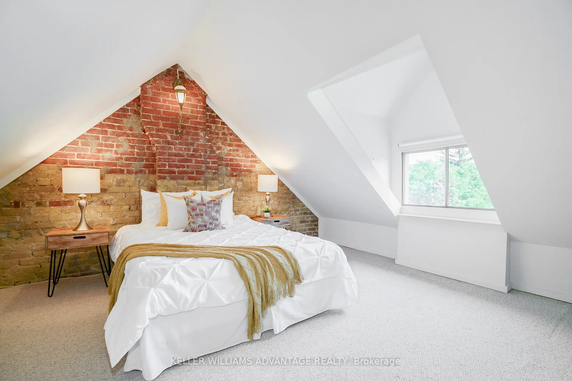 Photo 33 of 76 Sparkhall Avenue, Toronto, North Riverdale — HOMEH