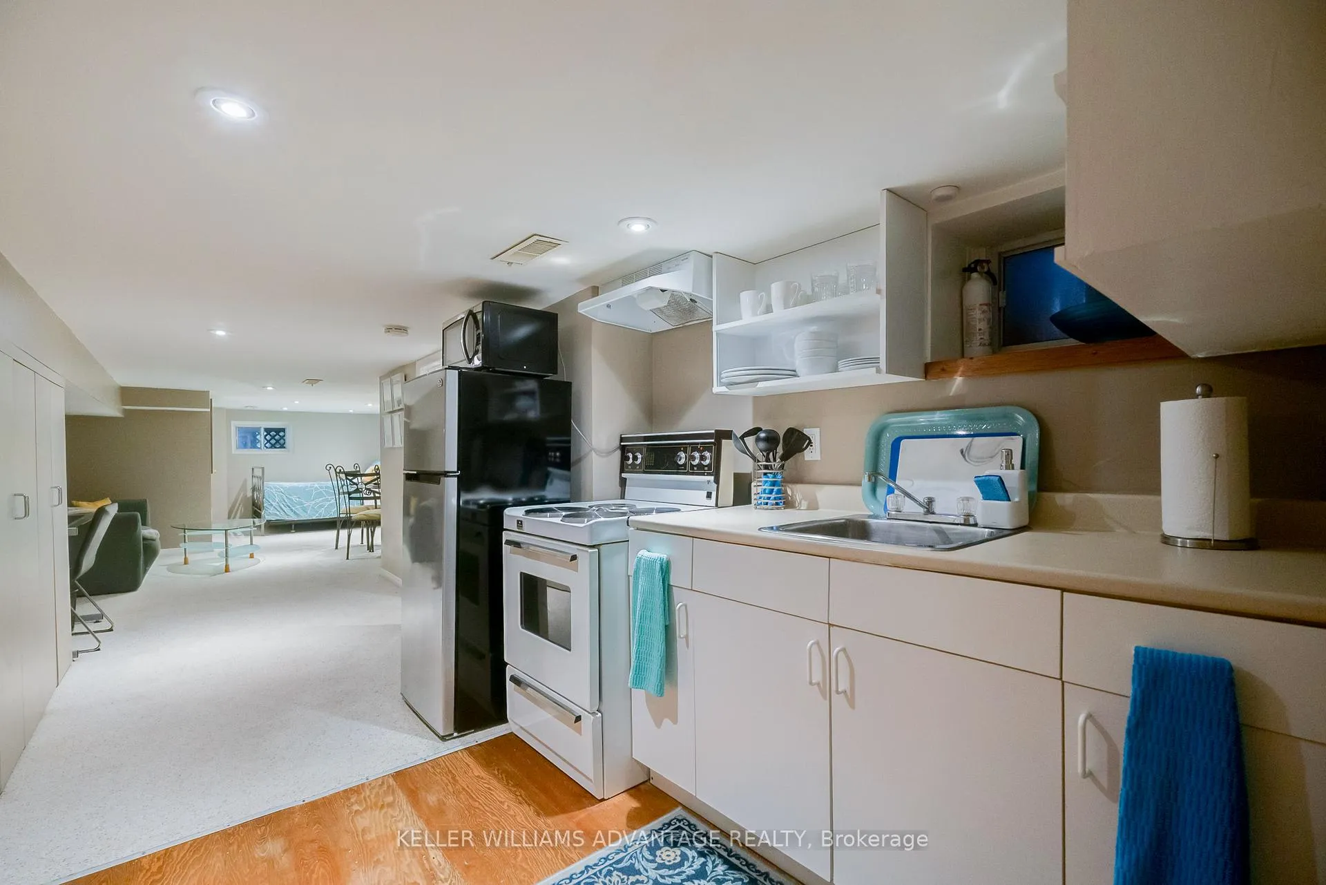 Photo 35 of 76 Sparkhall Avenue, Toronto, North Riverdale — HOMEH