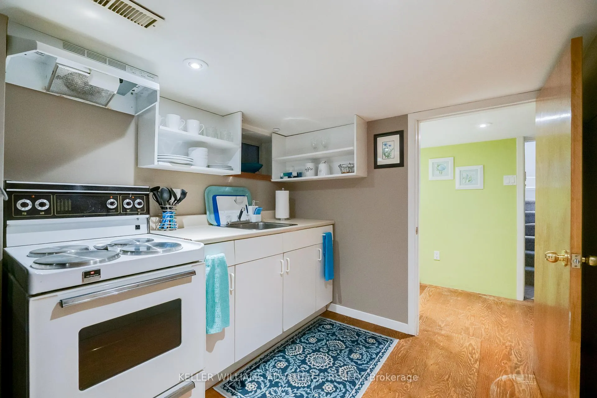Photo 39 of 76 Sparkhall Avenue, Toronto, North Riverdale — HOMEH
