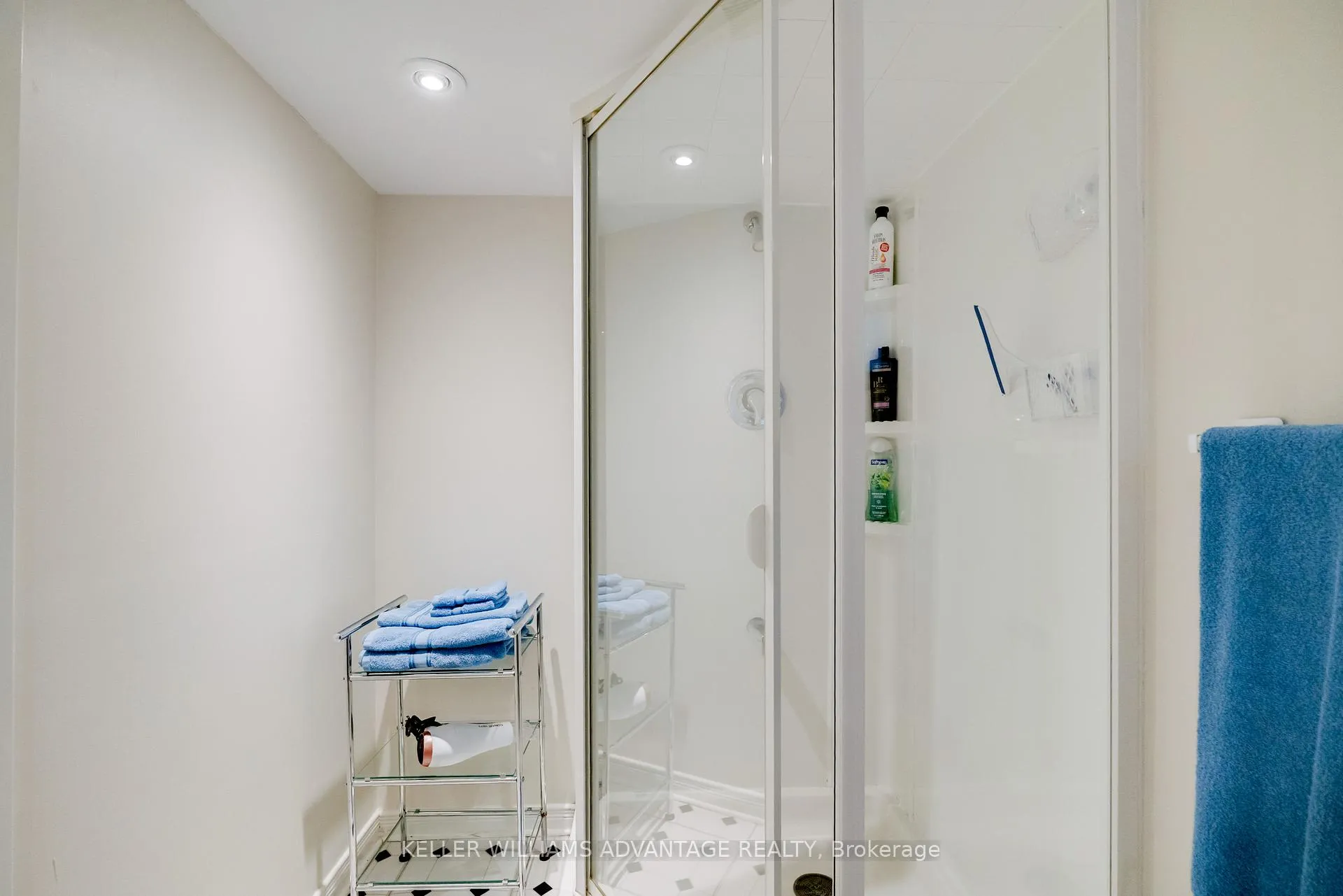 Photo 41 of 76 Sparkhall Avenue, Toronto, North Riverdale — HOMEH