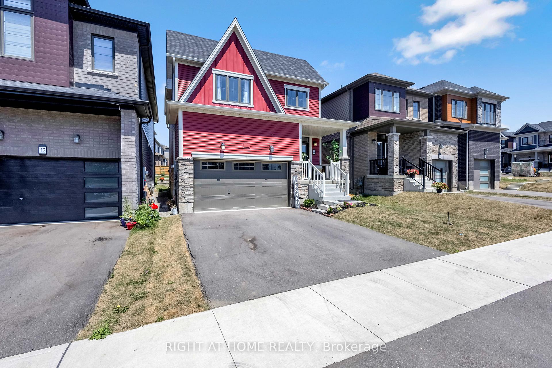 Photo 4 of 44 Santos Drive, Haldimand — HOMEH