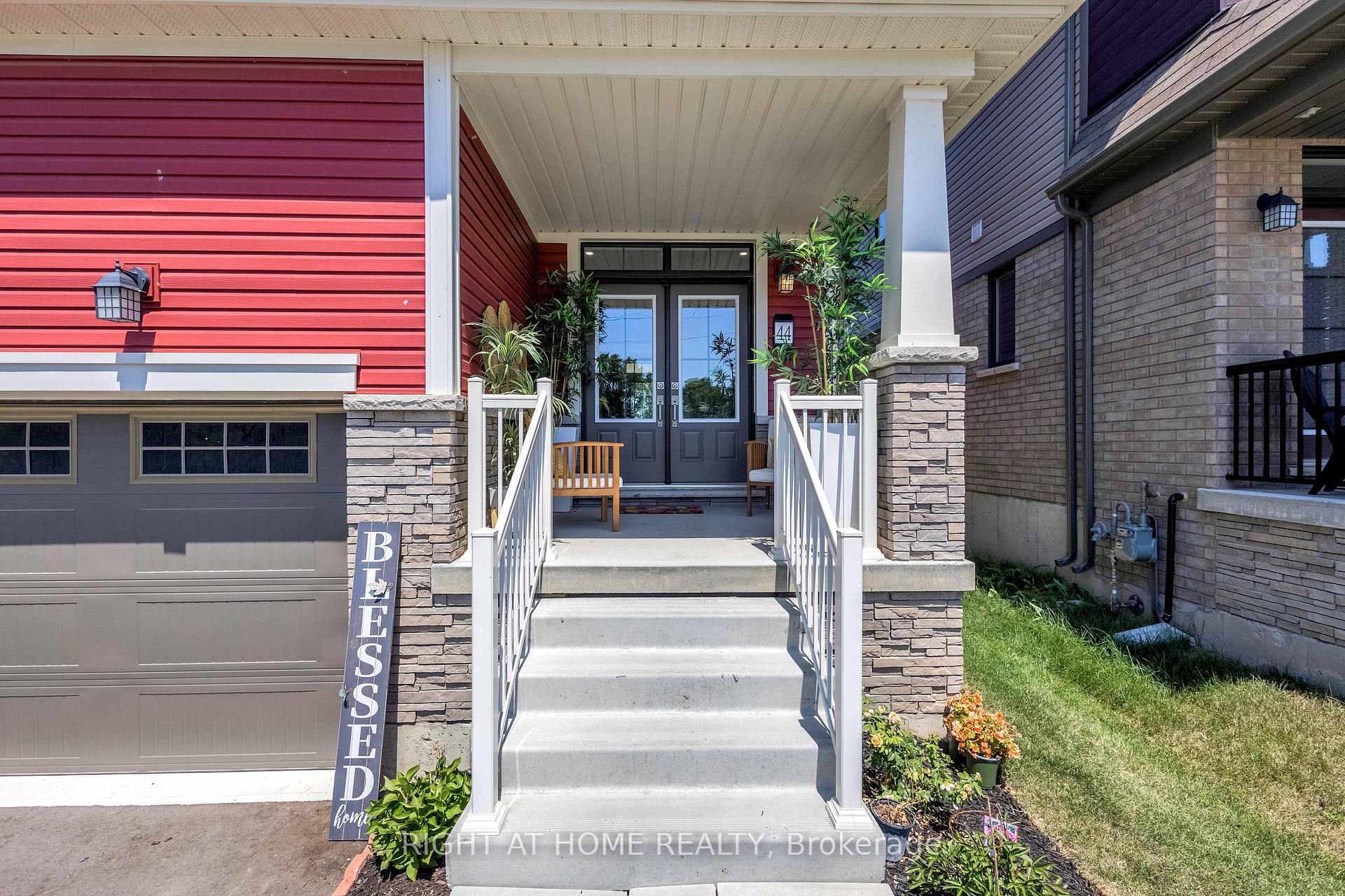 Photo 5 of 44 Santos Drive, Haldimand — HOMEH