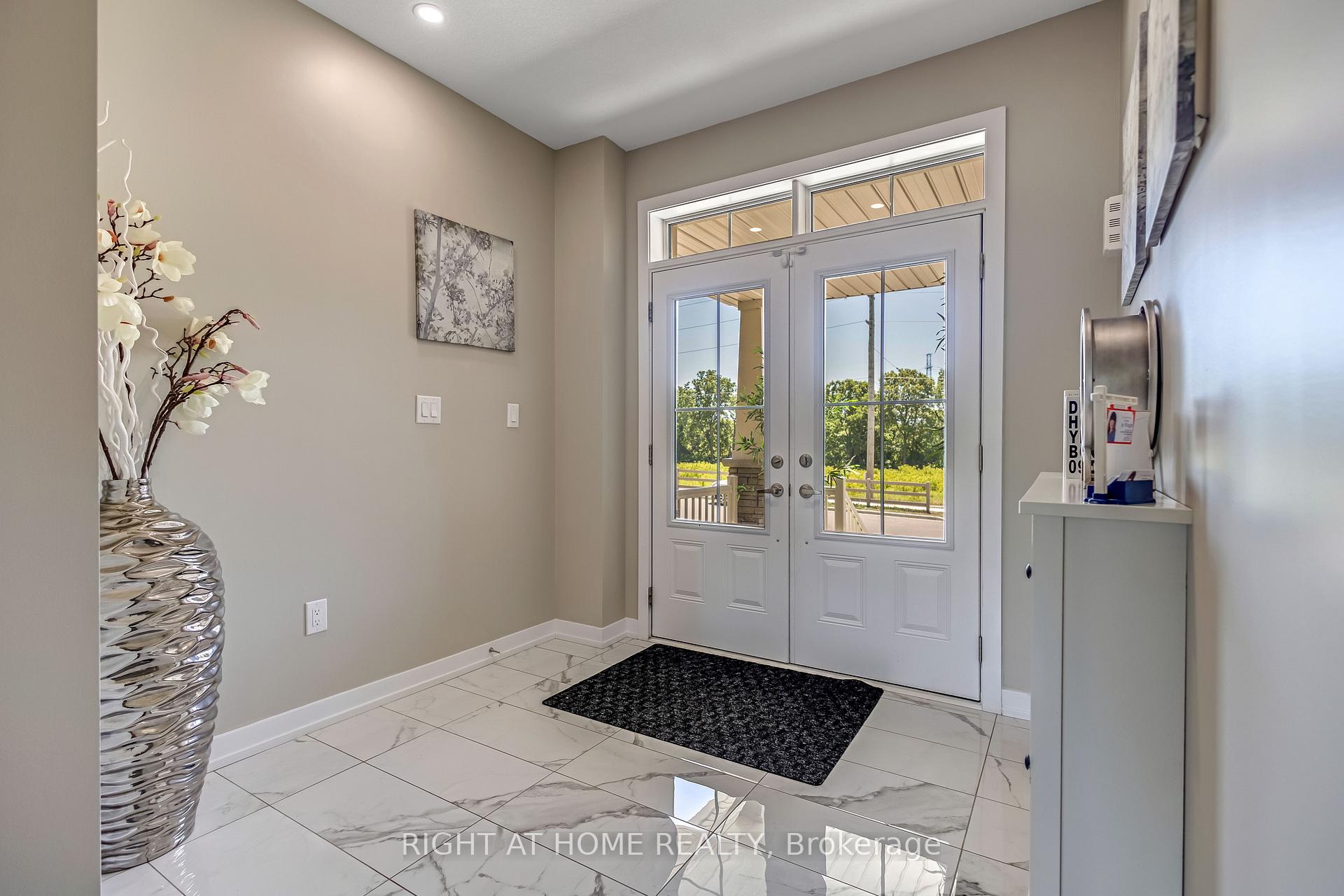 Photo 6 of 44 Santos Drive, Haldimand — HOMEH