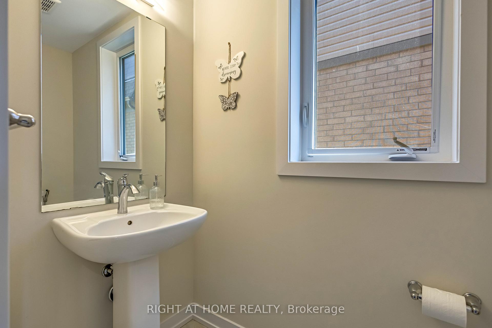 Photo 18 of 44 Santos Drive, Haldimand — HOMEH