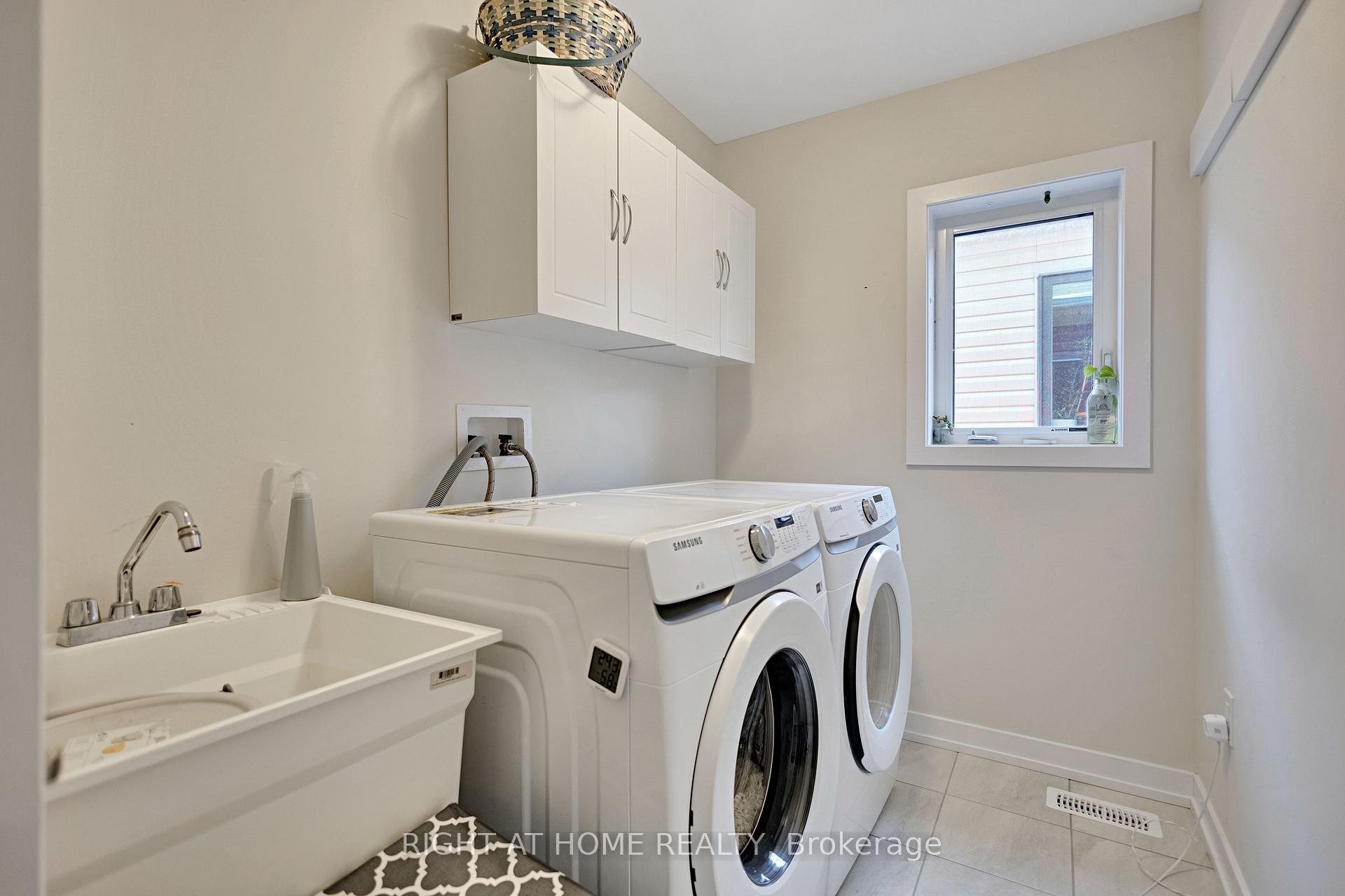 Photo 31 of 44 Santos Drive, Haldimand — HOMEH