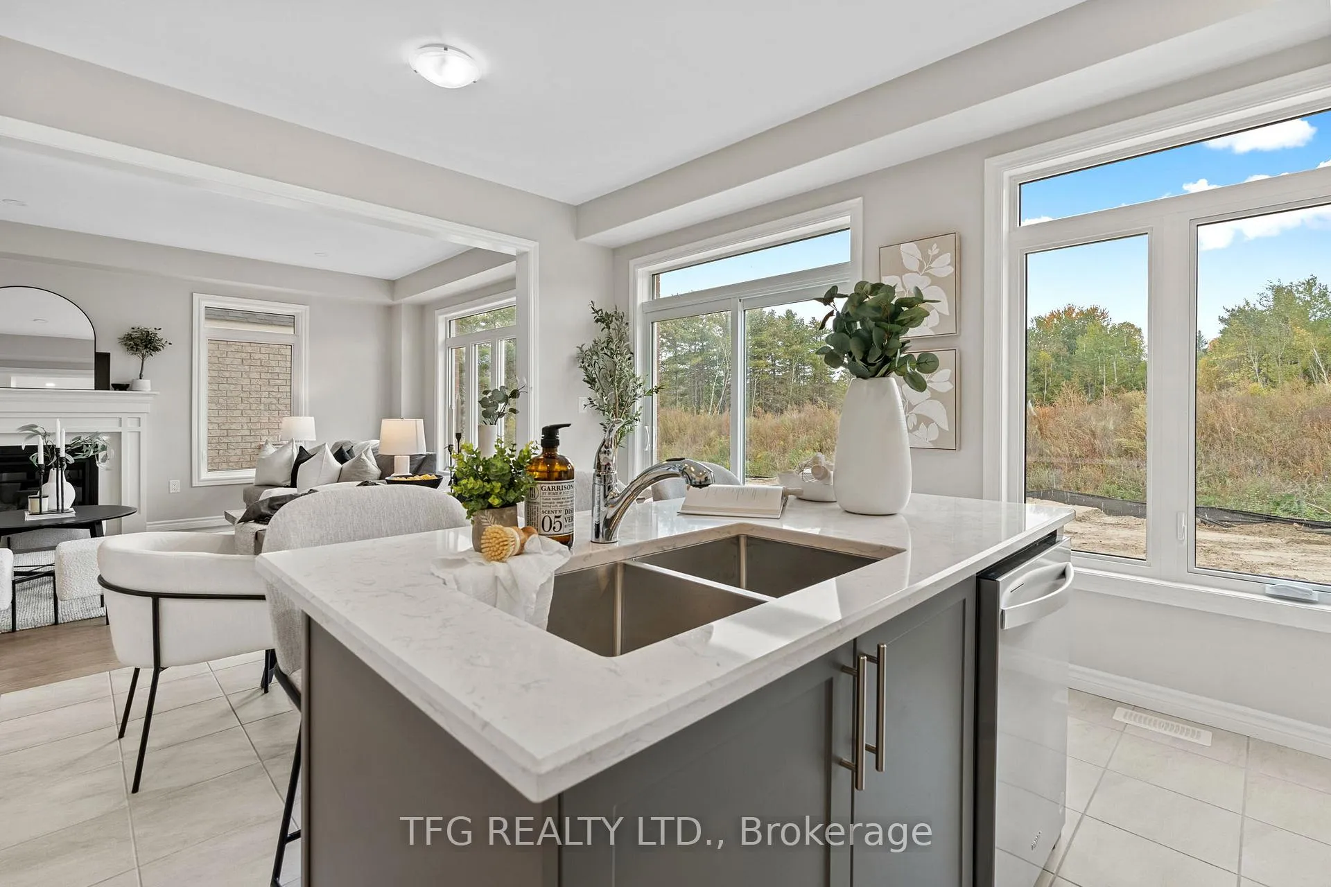 Photo 11 of 46 Broome Avenue, Clarington, Courtice — HOMEH