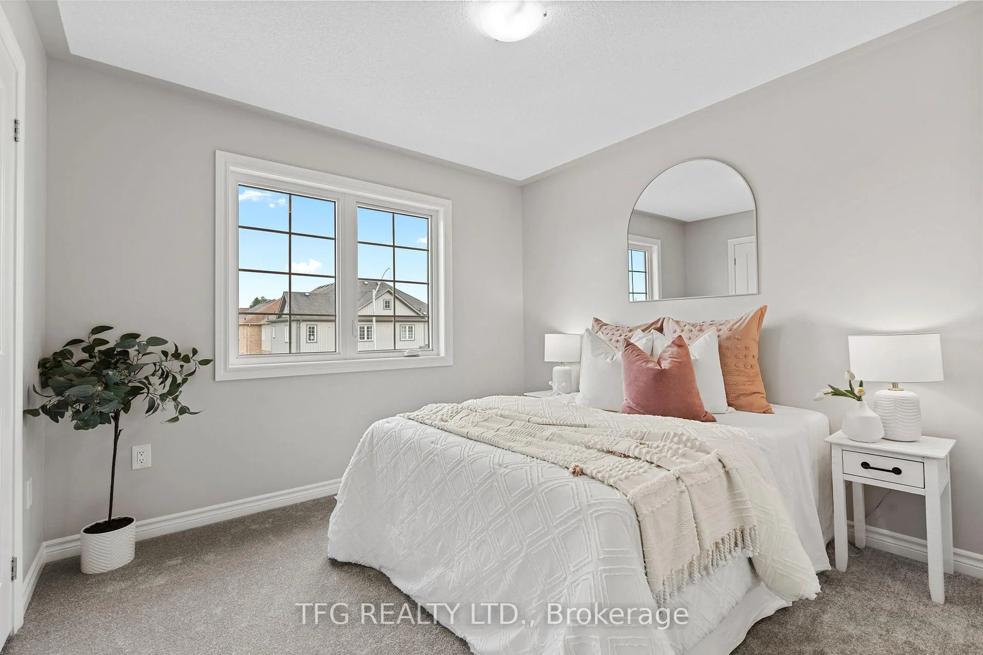 Photo 28 of 46 Broome Avenue, Clarington, Courtice — HOMEH