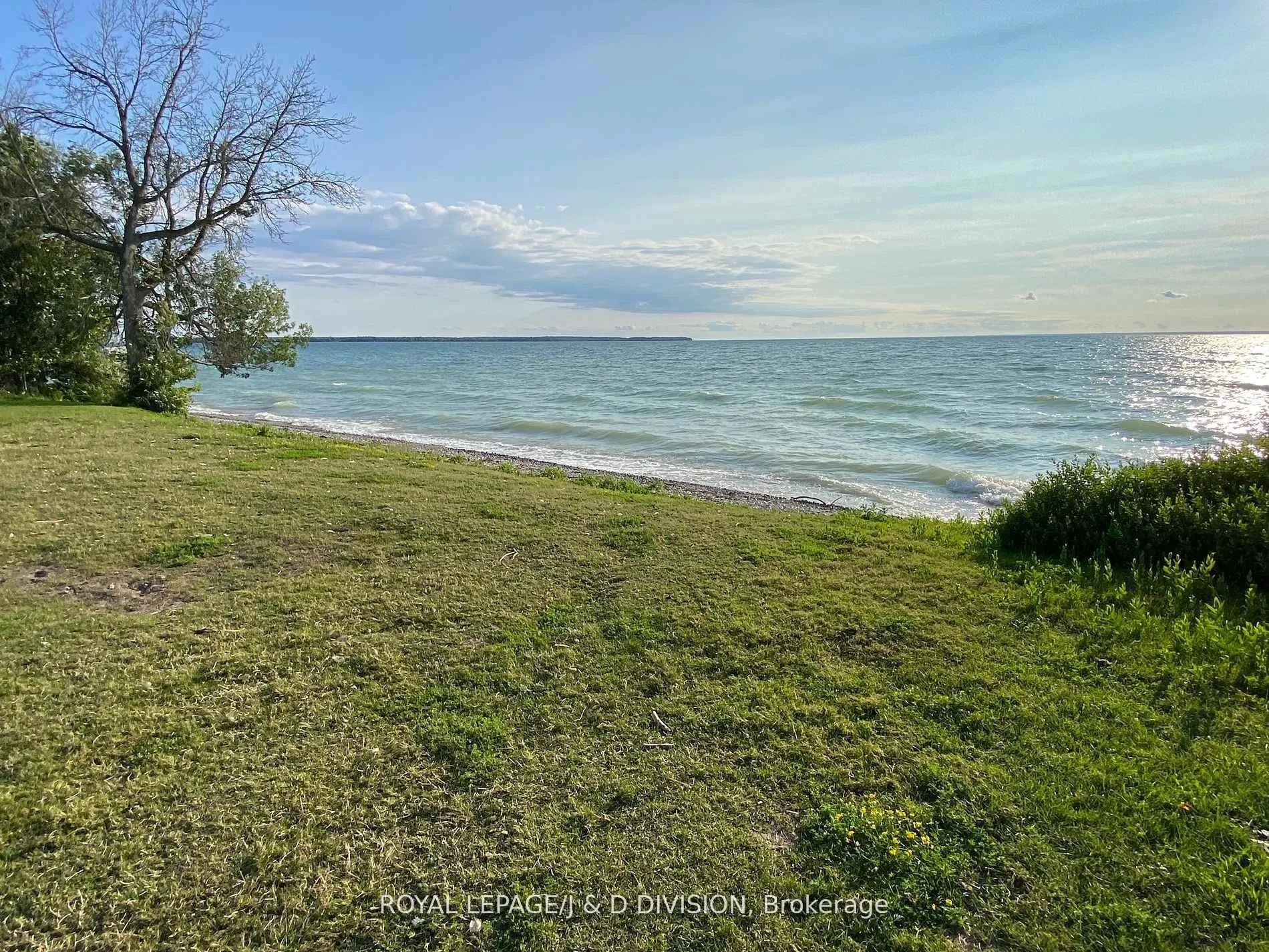 Photo 6 of 1439 Florida Avenue, Ramara, Rural Ramara — HOMEH