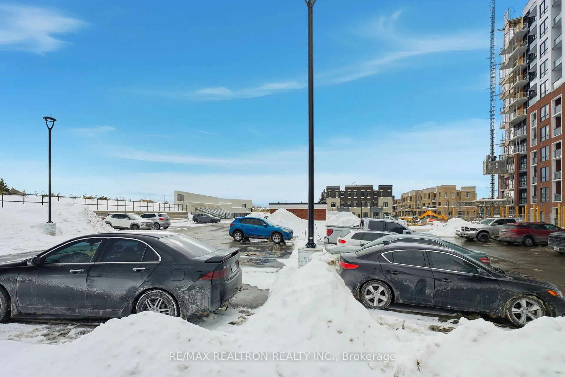 Photo 2 of Unit 203, 51 Clarington Boulevard, Clarington, Bowmanville — HOMEH