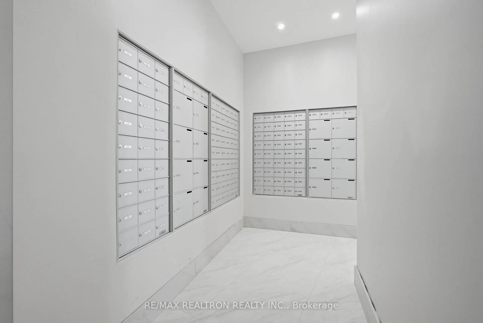 Photo 6 of Unit 203, 51 Clarington Boulevard, Clarington, Bowmanville — HOMEH