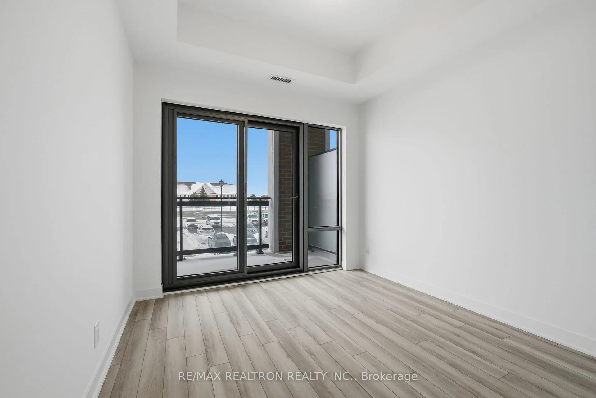 Photo 12 of Unit 203, 51 Clarington Boulevard, Clarington, Bowmanville — HOMEH