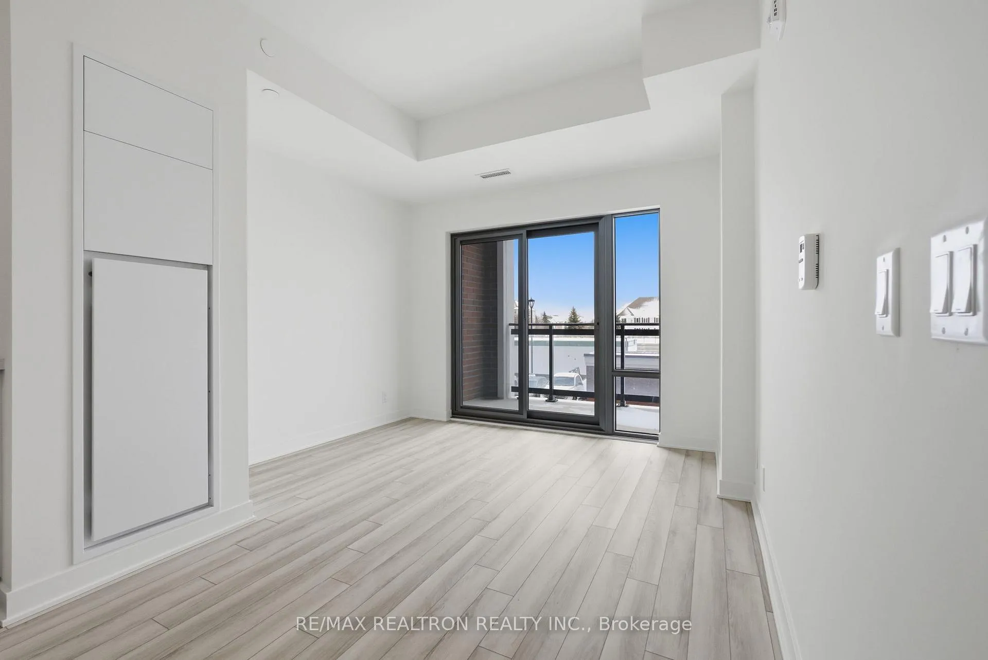 Photo 21 of Unit 203, 51 Clarington Boulevard, Clarington, Bowmanville — HOMEH