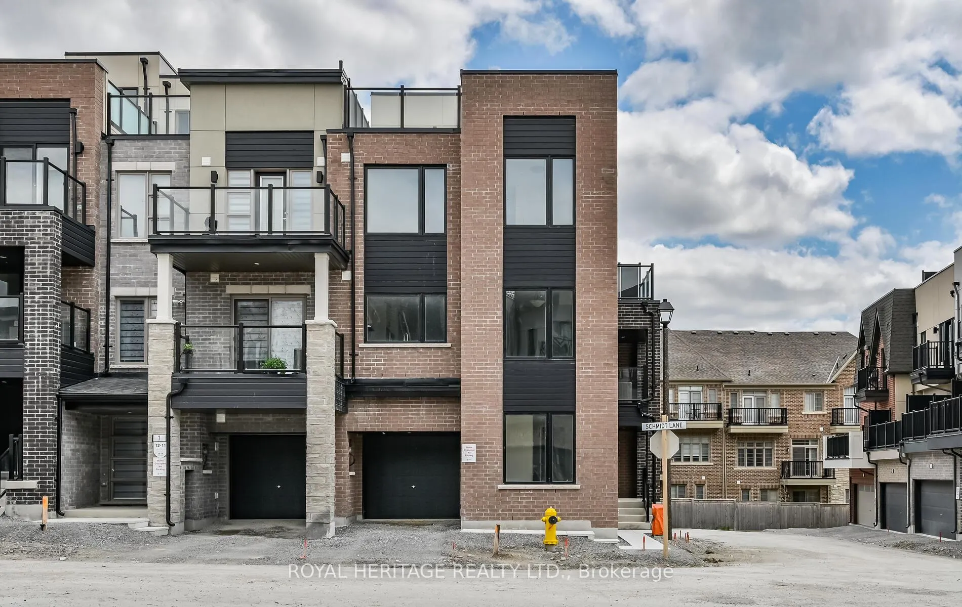 Photo 1 of 5 Schmidt Lane, Markham, Angus Glen — HOMEH