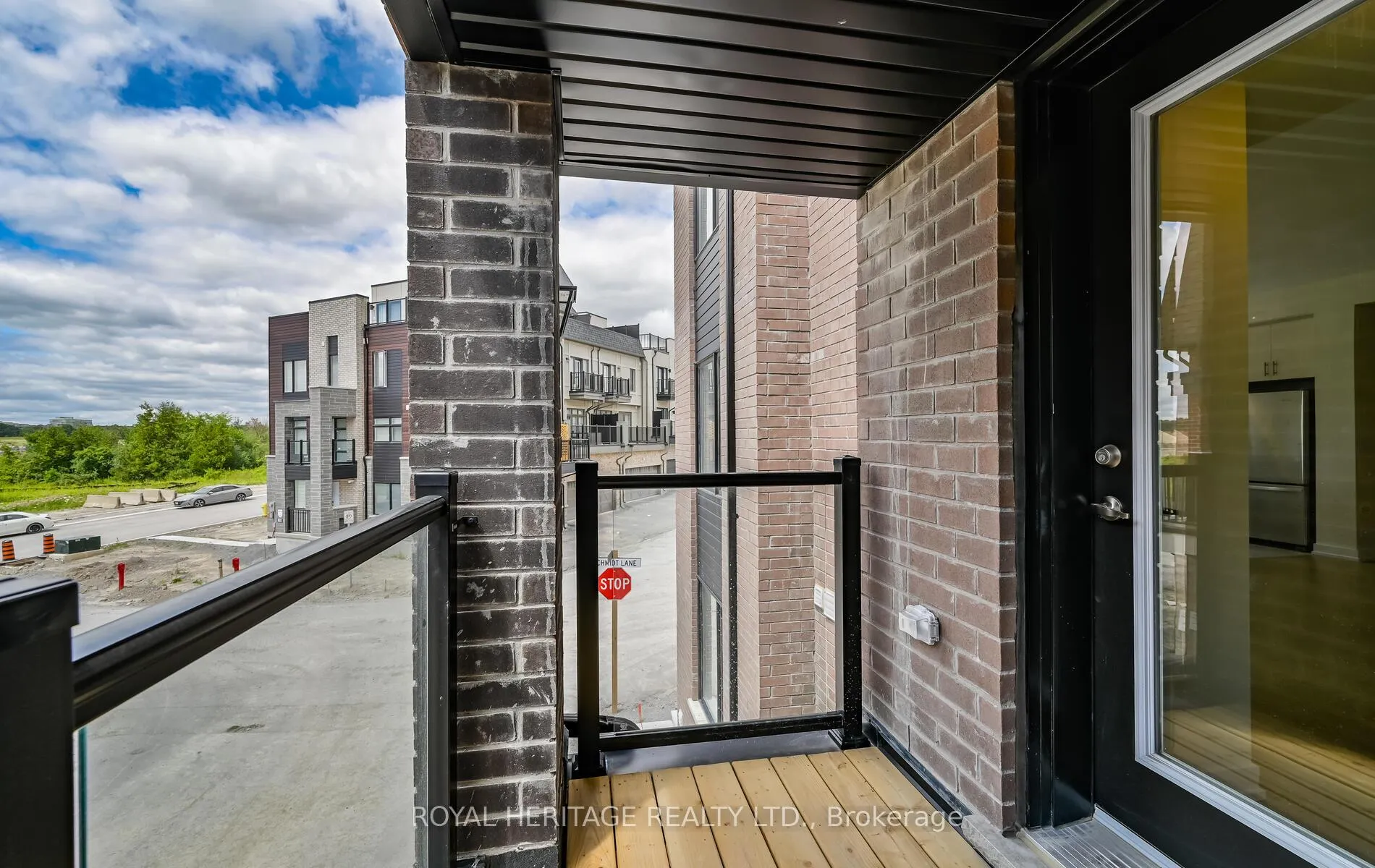 Photo 17 of 5 Schmidt Lane, Markham, Angus Glen — HOMEH