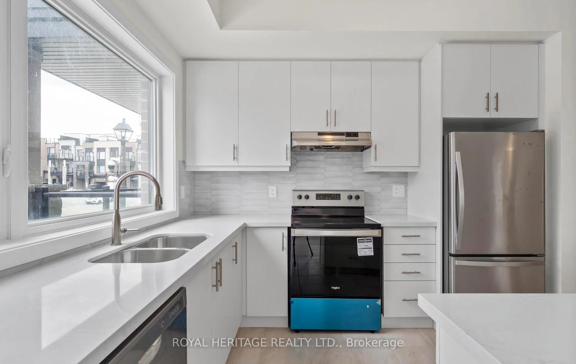Photo 22 of 5 Schmidt Lane, Markham, Angus Glen — HOMEH