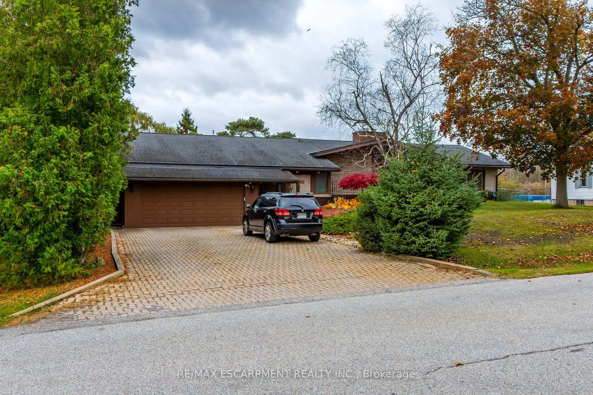 Photo 2 of 60 Atkinson Boulevard, Hamilton, Pleasant View — HOMEH